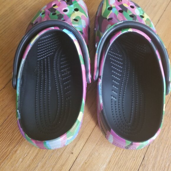 Crocs Classic Clogs Women's Size 7 - Picture 5 of 7